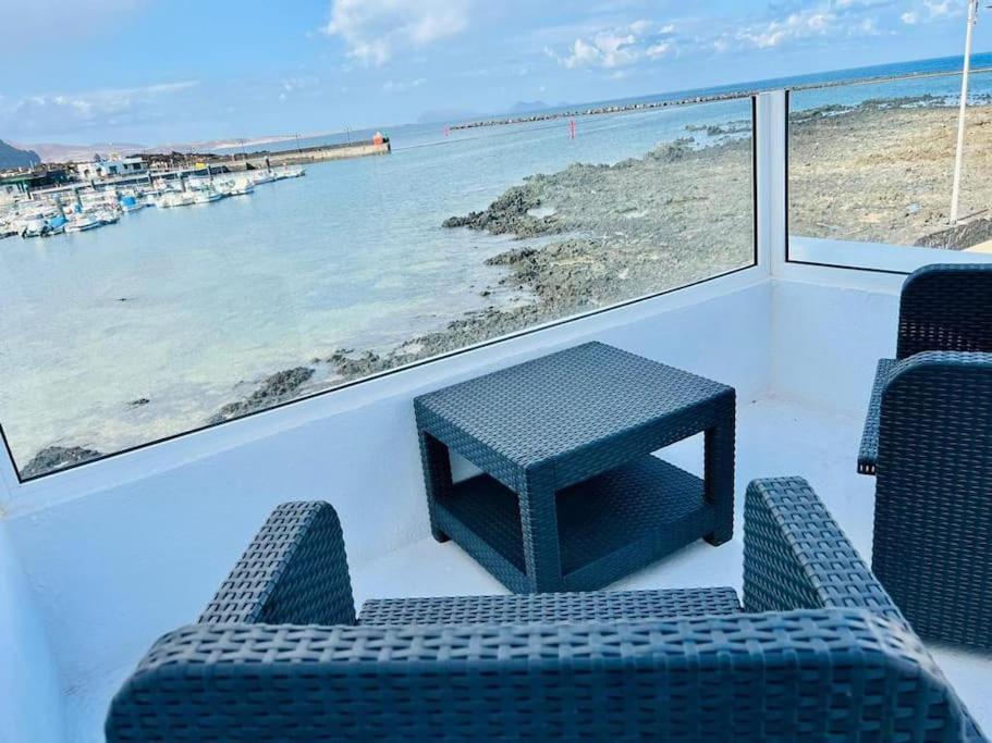 Orzola Oceanviews Apartment Ngoại thất bức ảnh